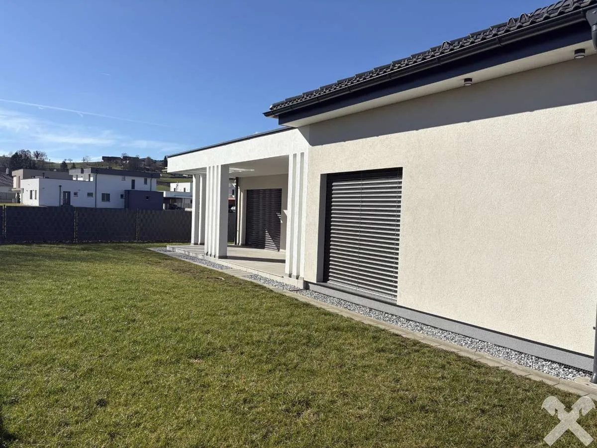 Erstbezug! Wohlfühl-Bungalow mit charmanter Architektur bei Dobl‑Zwaring - Widok 3