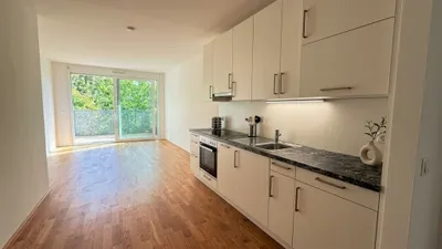 Tolle Neubauwohnung mit großzügiger Terrasse! – Bild 2
