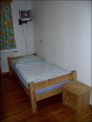 3-Zimmer-Wohnung mieten in Amstetten – 20 m², € 290 – Bild 3 von 6