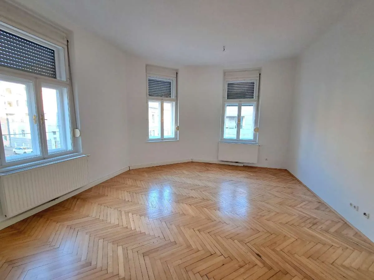 2 Zimmer-Altbauwohnung – pohled 3