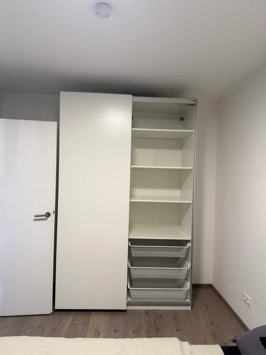 IKEA PAX/ HASVIK Kleiderschrank 150 × 66 × 236 cm weiß, € 225,- (2734 Puchberg am Schneeberg)
