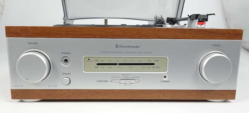 SOUNDMASTER PL 510 PLATTENSPIELER MIT EINGEBAUTEM