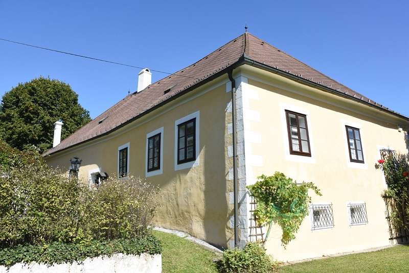 Herrenhaus Weinviertel, 160 m², € 450.000,, (2152