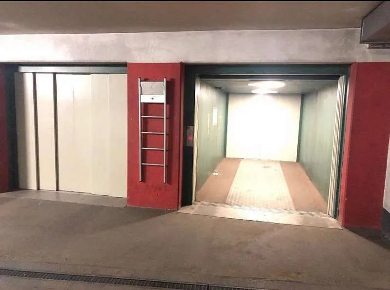 Garagenparkplatz Augasse beim Unizentrum - Ansicht 3