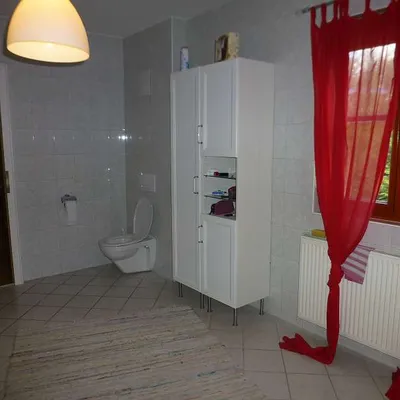 Haus mieten in Amstetten – 235 m², € 1.650 – Bild 6 von 18