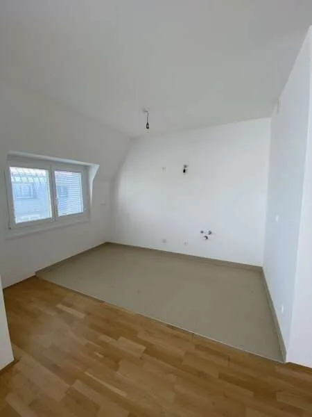 Große Maisonettewohnung mit 3 Zimmern in St. Pölten! - Ansicht 2