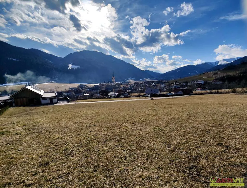 Leistbarer Wohn-Baugrund mit Fernblick. - Ruhige Lage nahe dem Zentrum. - Infrastruktur fußläufig erreichbar. - Ansicht 3