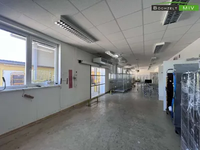 Gewerbeimmobilie mieten in Neunkirchen – 1 071 m², € 9.500 – Bild 29 von 52