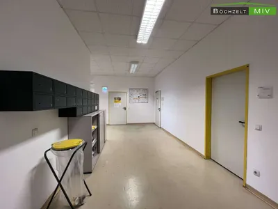Gewerbeimmobilie mieten in Neunkirchen – 1 071 m², € 9.500 – Bild 39 von 52