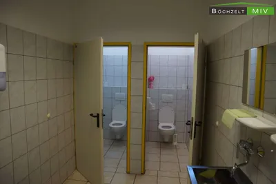 Gewerbeimmobilie mieten in Neunkirchen – 1 071 m², € 9.500 – Bild 23 von 52