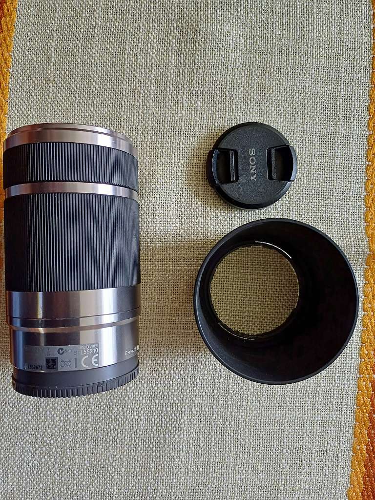 Sony SEL-55210 Tele-Zoom-Objektiv (55-210 mm, F4.5-6.3, OSS,, € 180,- (1230  Wien) - willhaben