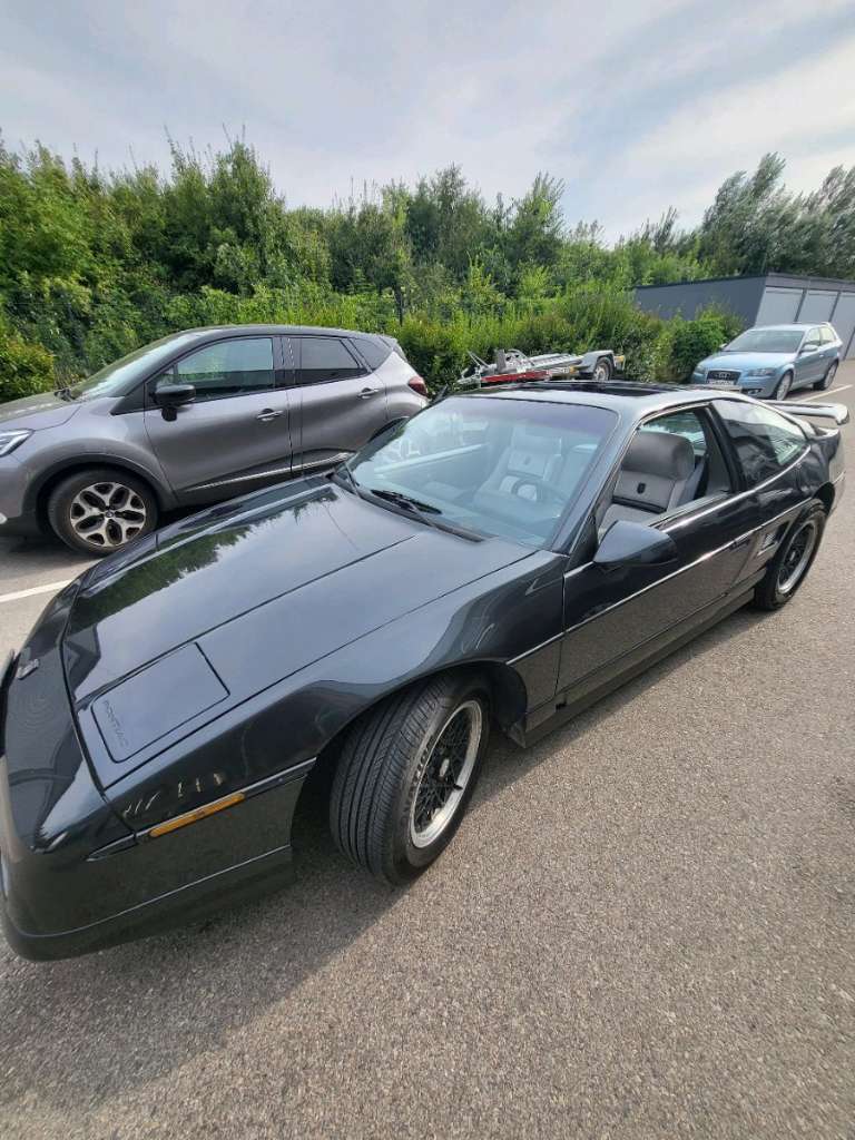 Pontiac Fiero GT Sportwagen  Coupé, 1987, 99.000 km, € 9.500,- - willhaben