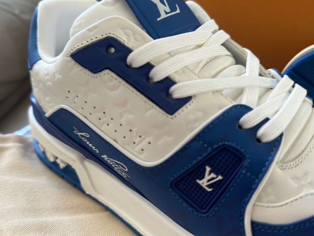 Louis Vuitton Schuhe Sneaker, € 200,- (2193 Wilfersdorf) - willhaben