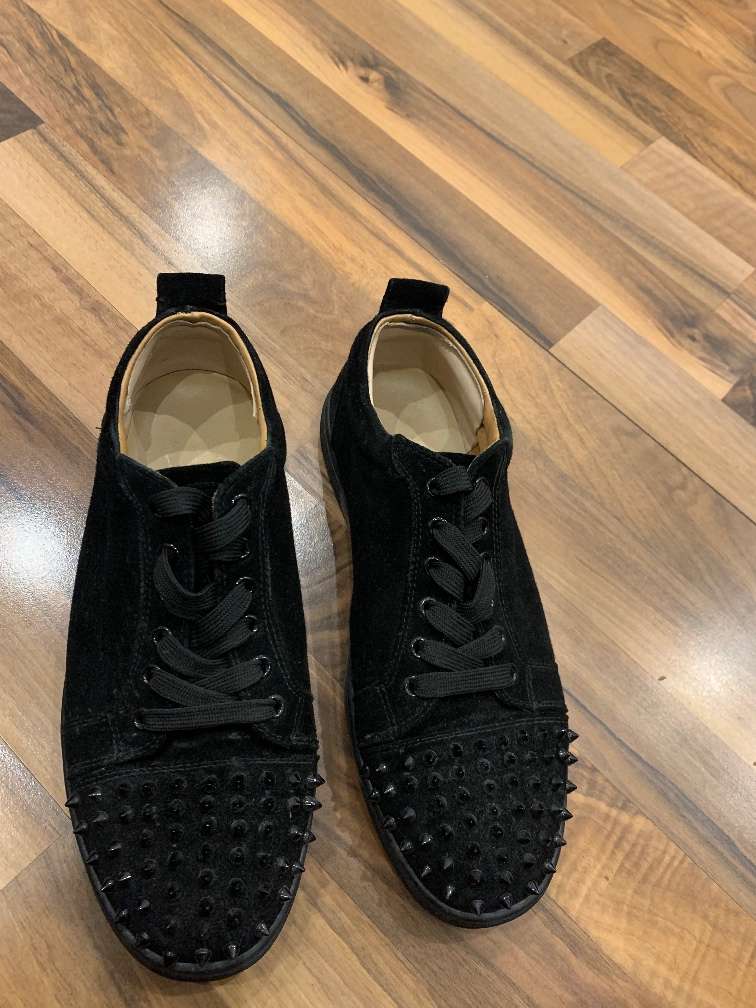 Louboutin Sneakers Herren weiß 42, € 200,- (1130 Wien) - willhaben