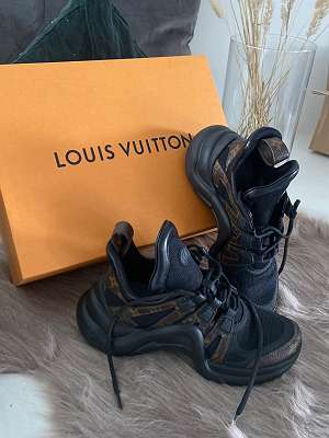 Louis Vuitton Schuhe/ Squad Trainer Boots, € 670,- (8111 Judendorf) -  willhaben