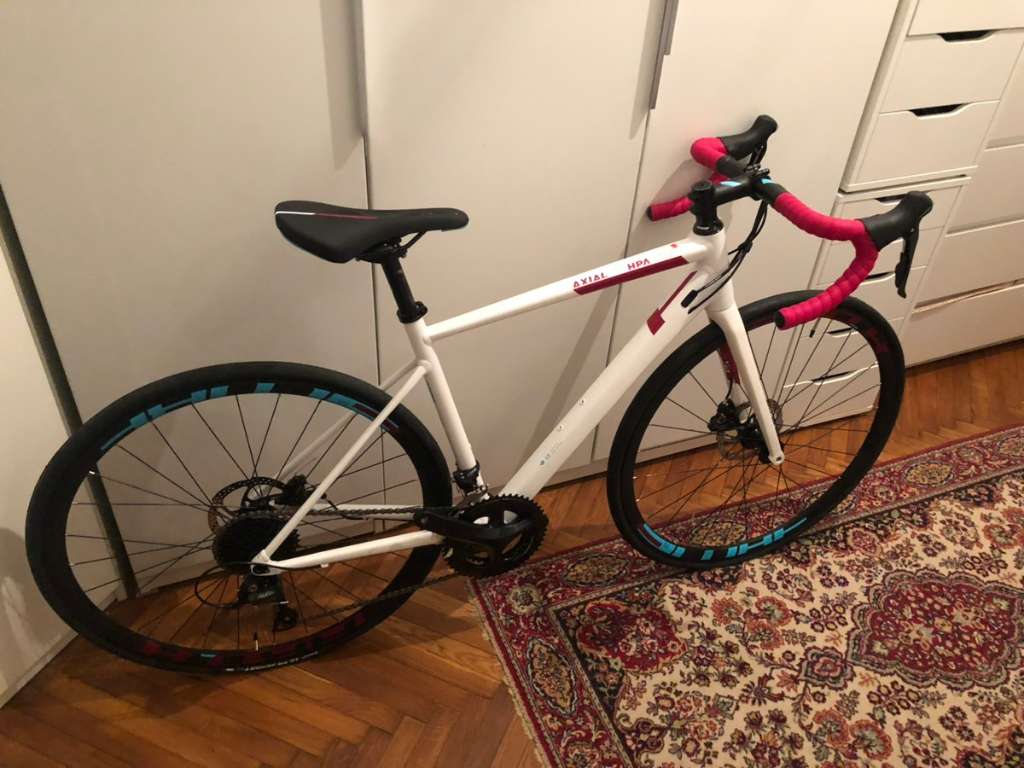 Cube Axial WS Pro Disc 2019 Ladies Road Bike White Berry 550