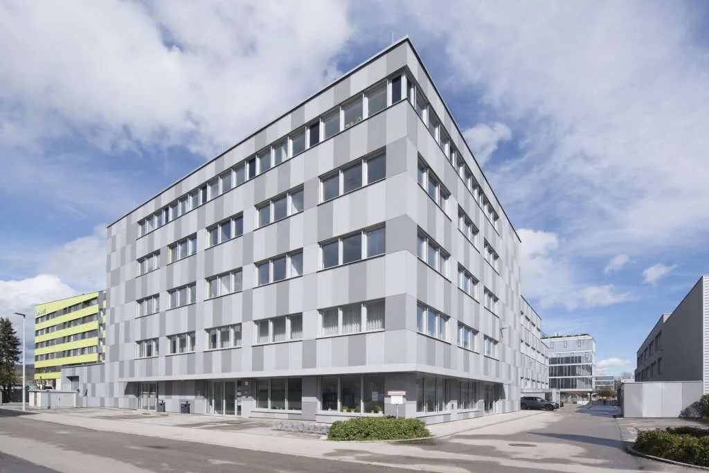 +Direkt vom Eigentümer+ Modernes Büro Am Winterhafen, Linz Zentrum, ab Jänner 2025 - Ansicht 2