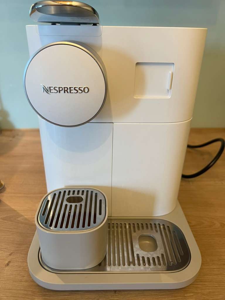 Nespresso DELONGHI Nespresso Gran Latissima EN640.W