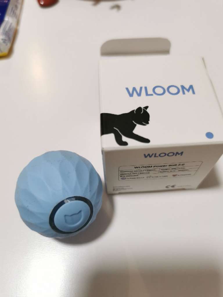 Katzenspielzeug (Wloom Power Ball 2)