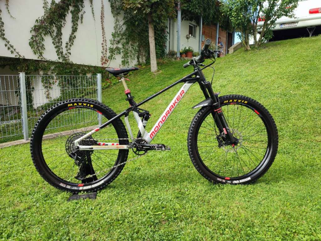 Mondraker factor best sale 26 2021