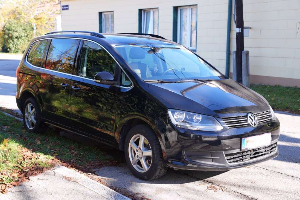 VW Sharan 7N 2.0 TDI Kombi / Family Van, 2013, 81.000 km, € 19.700,- -  willhaben