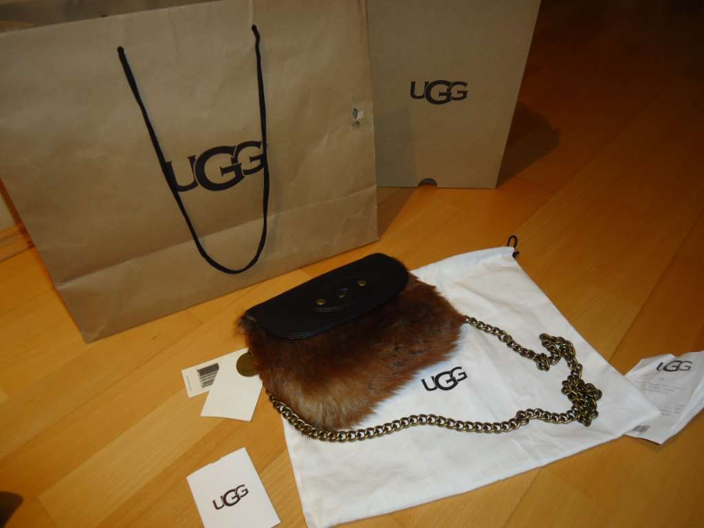 Pochette ugg top