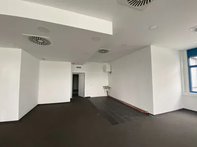 Gewerbeimmobilie mieten in Wien – 490 m², € 4.900 – Bild 8 von 14