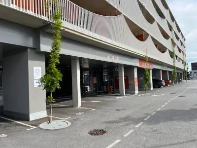 Gewerbeimmobilie mieten in Graz – 300 m², € 12 – Bild 2 von 10