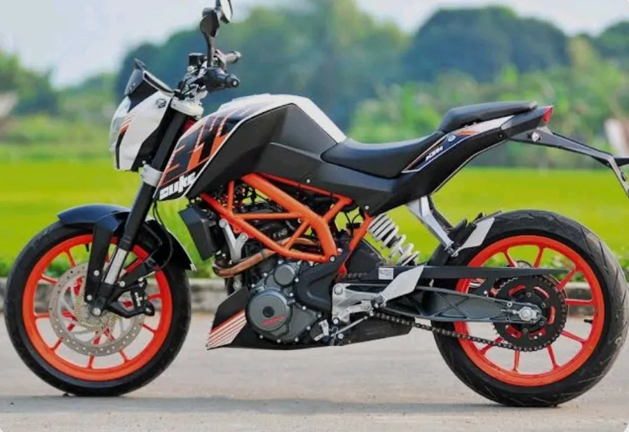 KTM 390
