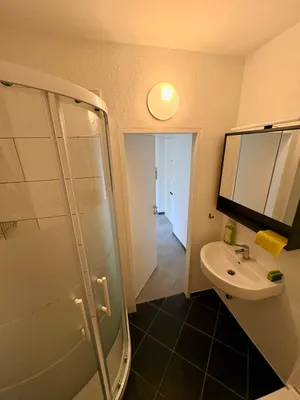 2-Zimmer-Wohnung mieten in Vöcklabruck – 33 m², € 550 – Bild 5 von 16