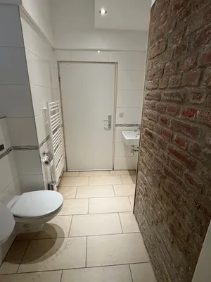5-Zimmer-Immobilie mieten in Wien – 120 m², € 837 – Bild 9 von 11