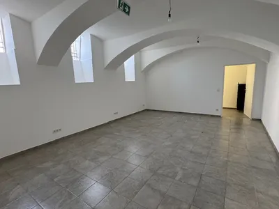 5-Zimmer-Immobilie mieten in Wien – 120 m², € 837 – Bild 2 von 11