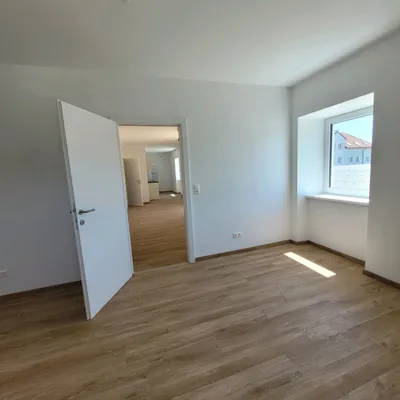 3-Zimmer-Wohnung mieten in Neunkirchen – 67 m², € 700 – Bild 7 von 15