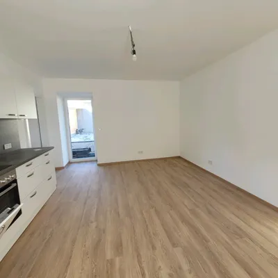 3-Zimmer-Wohnung mieten in Neunkirchen – 67 m², € 700 – Bild 2 von 15