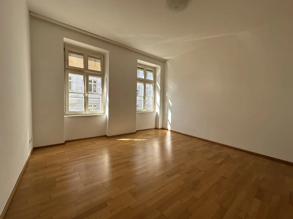 stilvolle 2 Zimmer Wohnung in 1120 Wien in ruhiger Lage - Ansicht 2