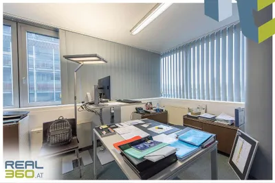 11-Zimmer-Gewerbeimmobilie mieten in Linz – 547 m², € 7.814 – Bild 15 von 31