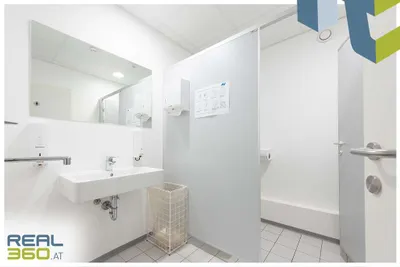 11-Zimmer-Gewerbeimmobilie mieten in Linz – 547 m², € 7.814 – Bild 26 von 31