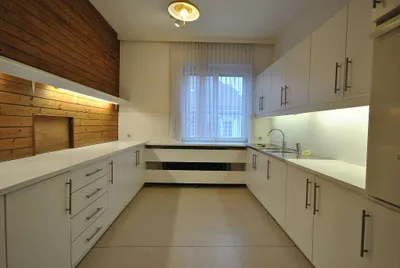 4-Zimmer-Gewerbeimmobilie mieten in Neunkirchen – 140 m², € 6 – Bild 6 von 7