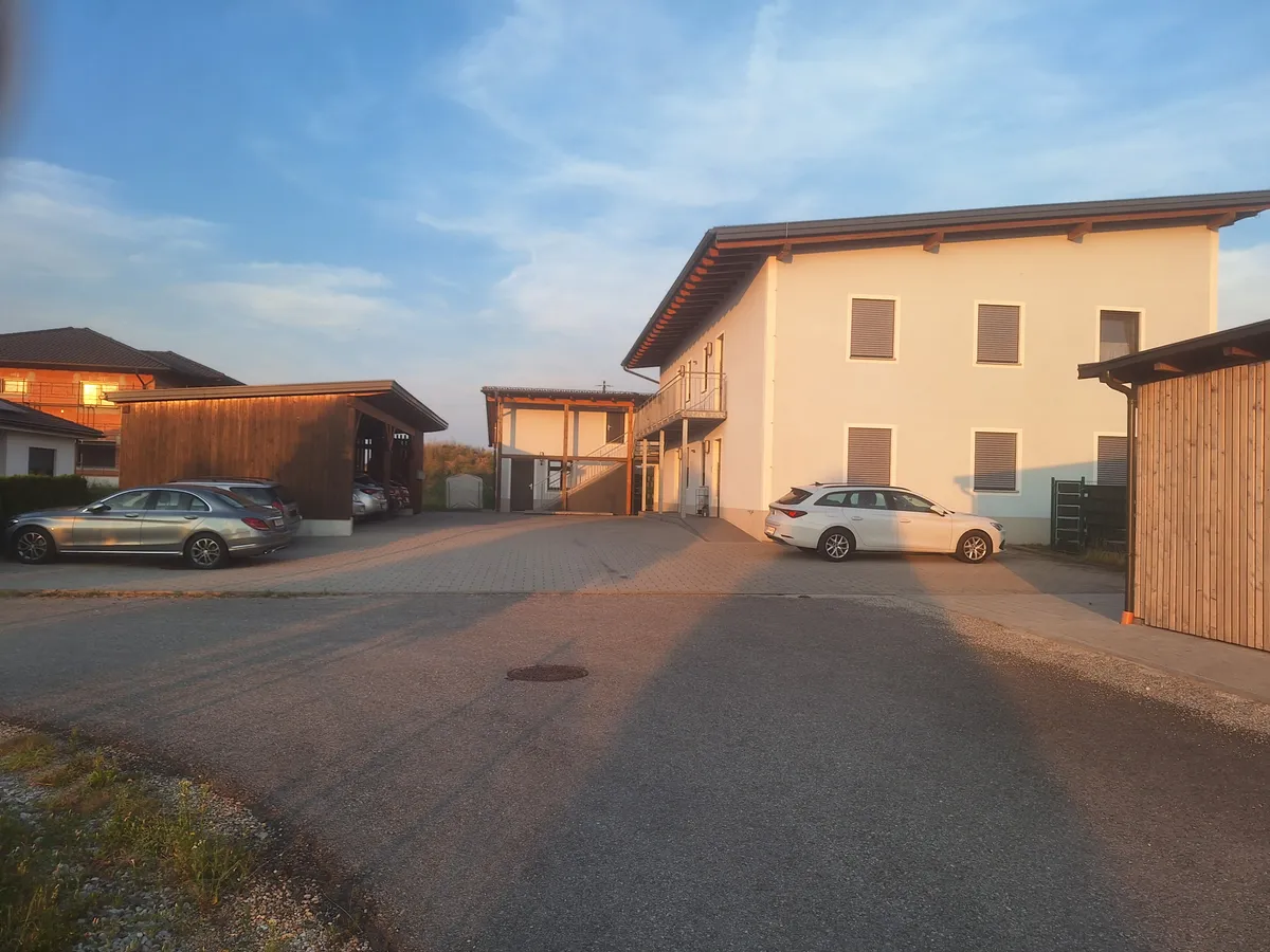 Wohnung – Neukirchen an der Enknach, Hinterberg - Ansicht 2