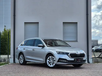 Skoda Octavia Combi 2,0 TDI Style DSG / ACC / / RFK /...