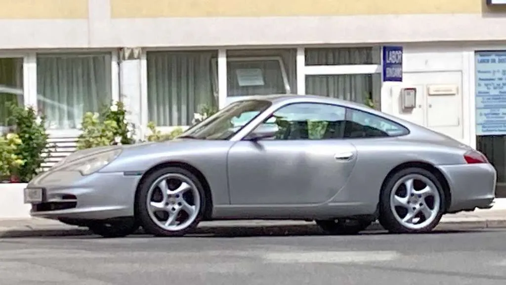 Porsche 911