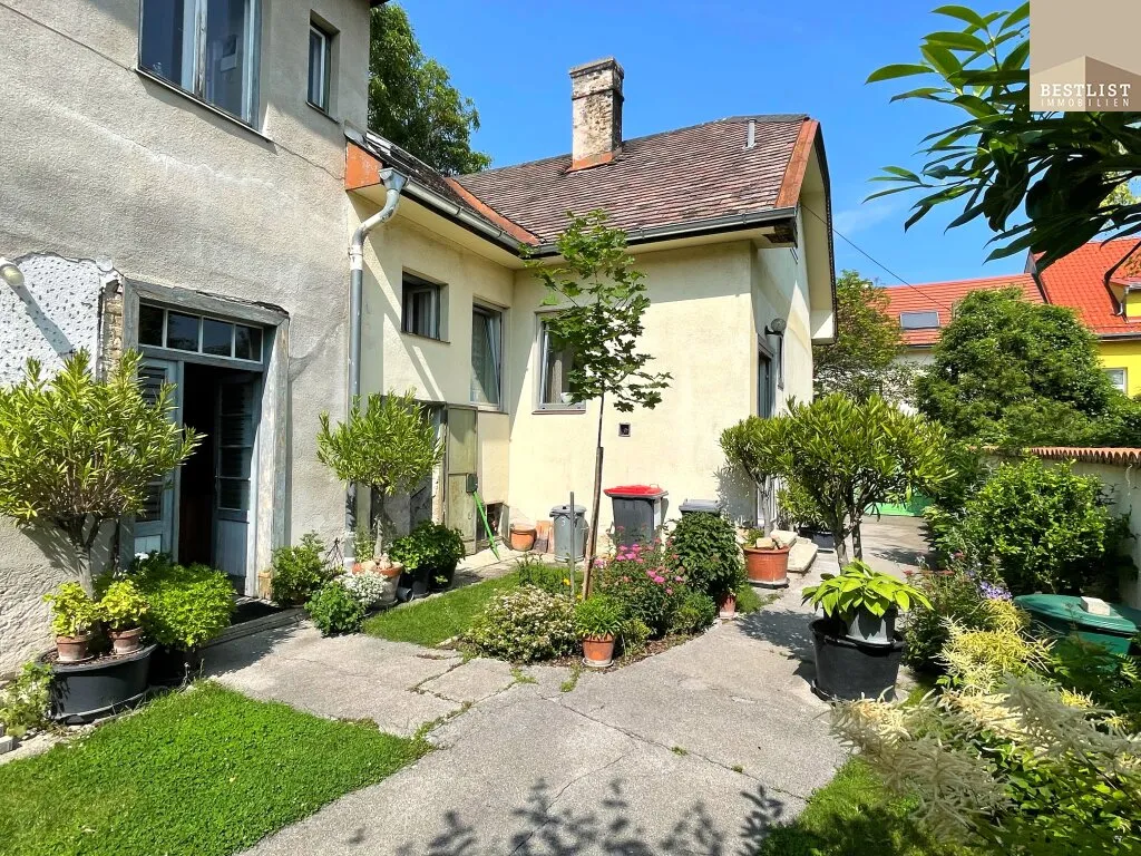 Sanierungsobjekt mit Traumgarten – pohled 2