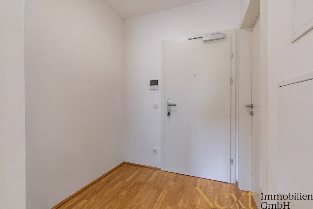 Großzügige 2-Zimmer-Wohnung mit heller Terrasse in Lichtenberg zu vermieten! – pohled 3