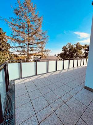 PRIVAT - 3 Zimmern DG-Wohnung + 60m² Dachterrasse auf Wohnebene mit traumhaftem Fernblick in 1130 Wien – Bild 3