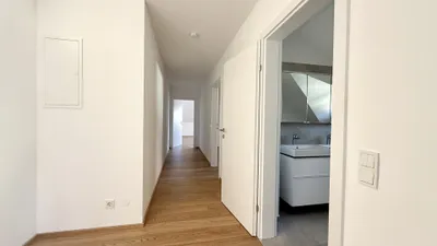 5-Zimmer-Wohnung mieten in Klagenfurt – 190,27 m², € 2.985 – Bild 6 von 12