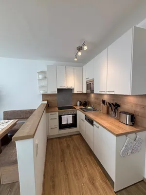 1-Zimmer-Wohnung mieten in Linz – 32 m², € 890 – Bild 2 von 9