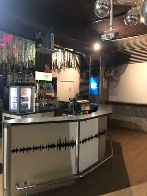 2-Zimmer-Gewerbeimmobilie mieten in Sankt Pölten – 130 m², € 2.800 – Bild 2 von 12
