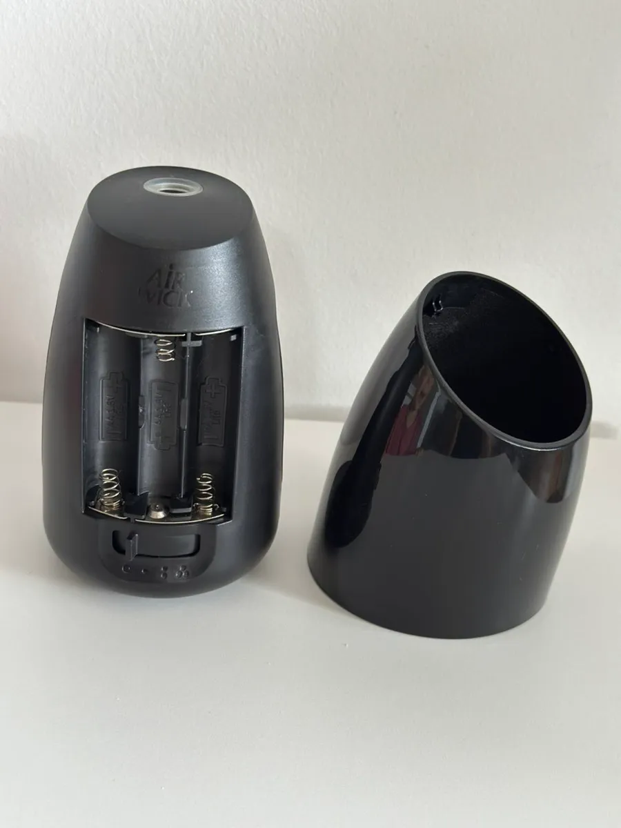 AirWick Aroma Öl Diffuser, € 1,- (9201 Görtschach)