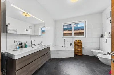 10-Zimmer-Gewerbeimmobilie kaufen in Kufstein – 281 m² – Bild 23 von 39