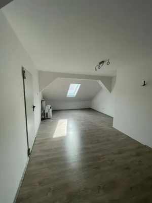 2-Zimmer-Wohnung mieten in Amstetten – 57 m², € 570 – Bild 2 von 10